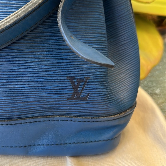 LOUIS VUITTON NOÊ BUCKET BAG IN TOLEO BLUE STRIATED EPI LEATHER W/ COA - Picture 5 of 13